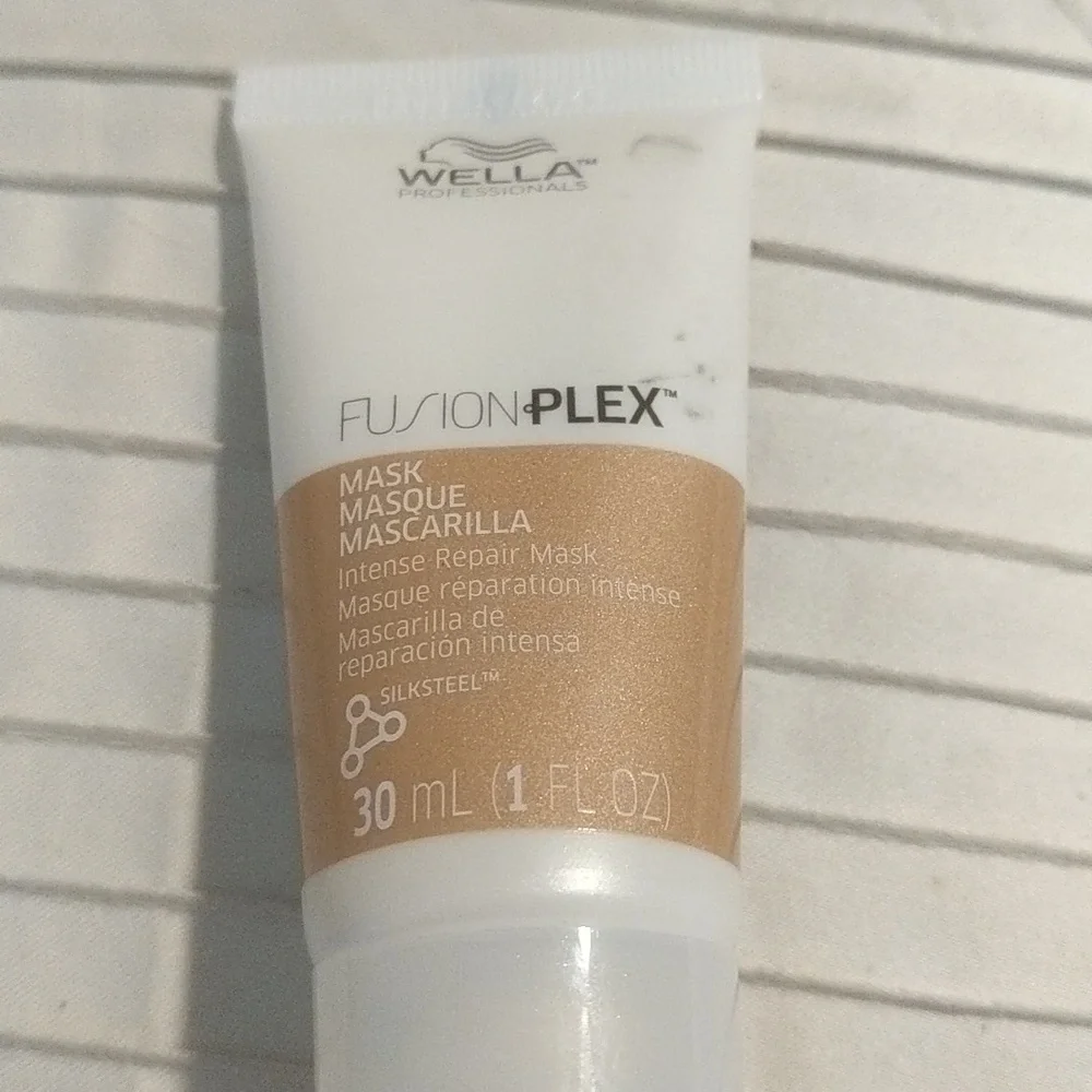 NWT hair mask